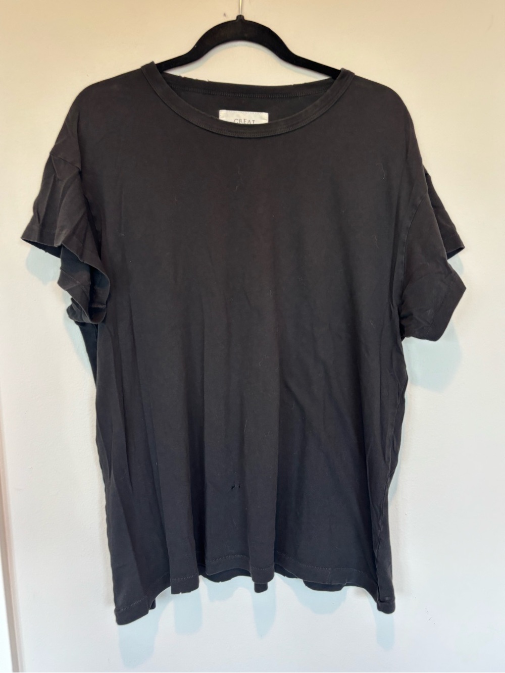 THE GREAT. Black Short Sleeve Sleeve Tee